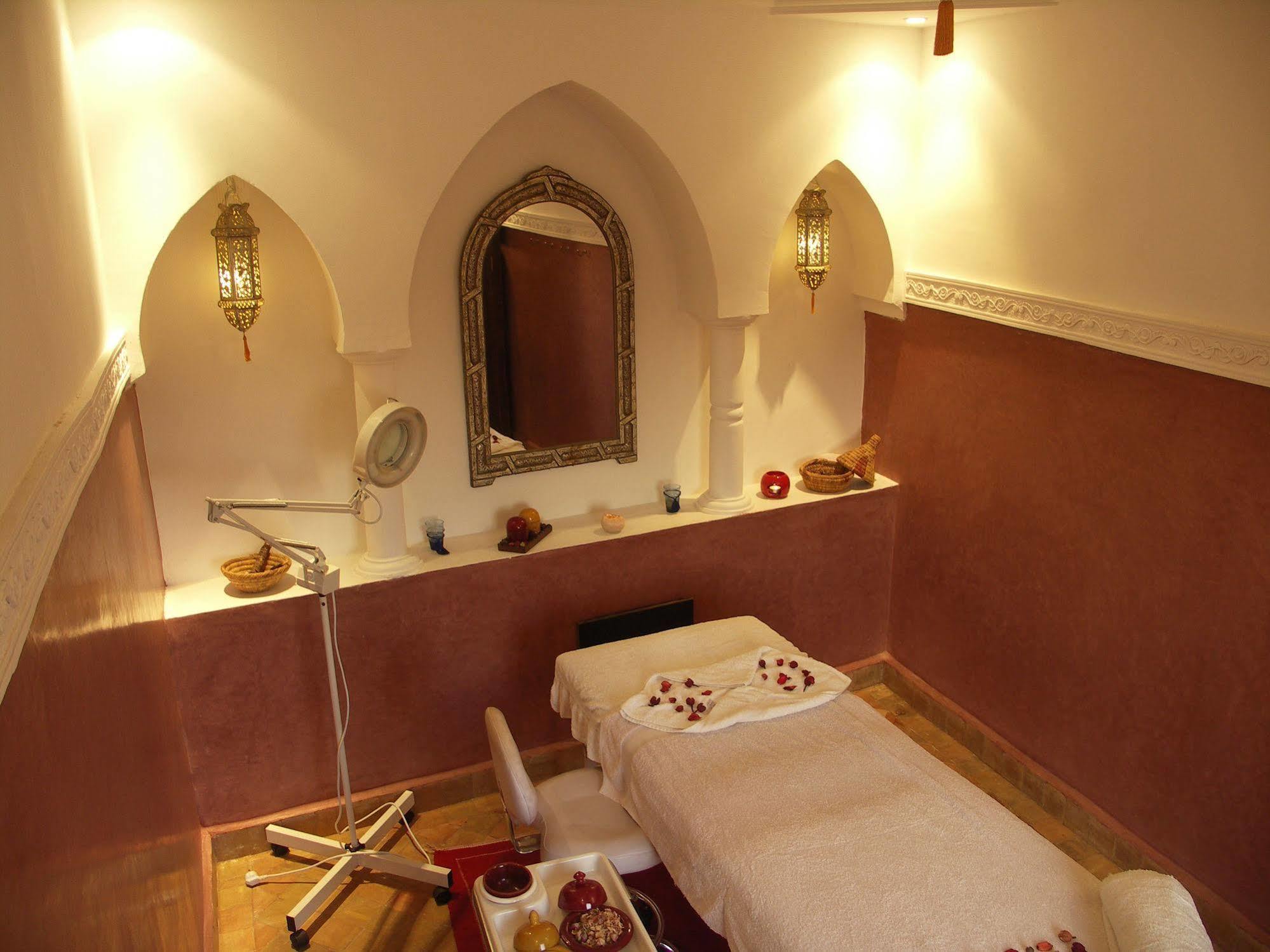Riad El Noujoum Marrakesh Bagian luar foto
